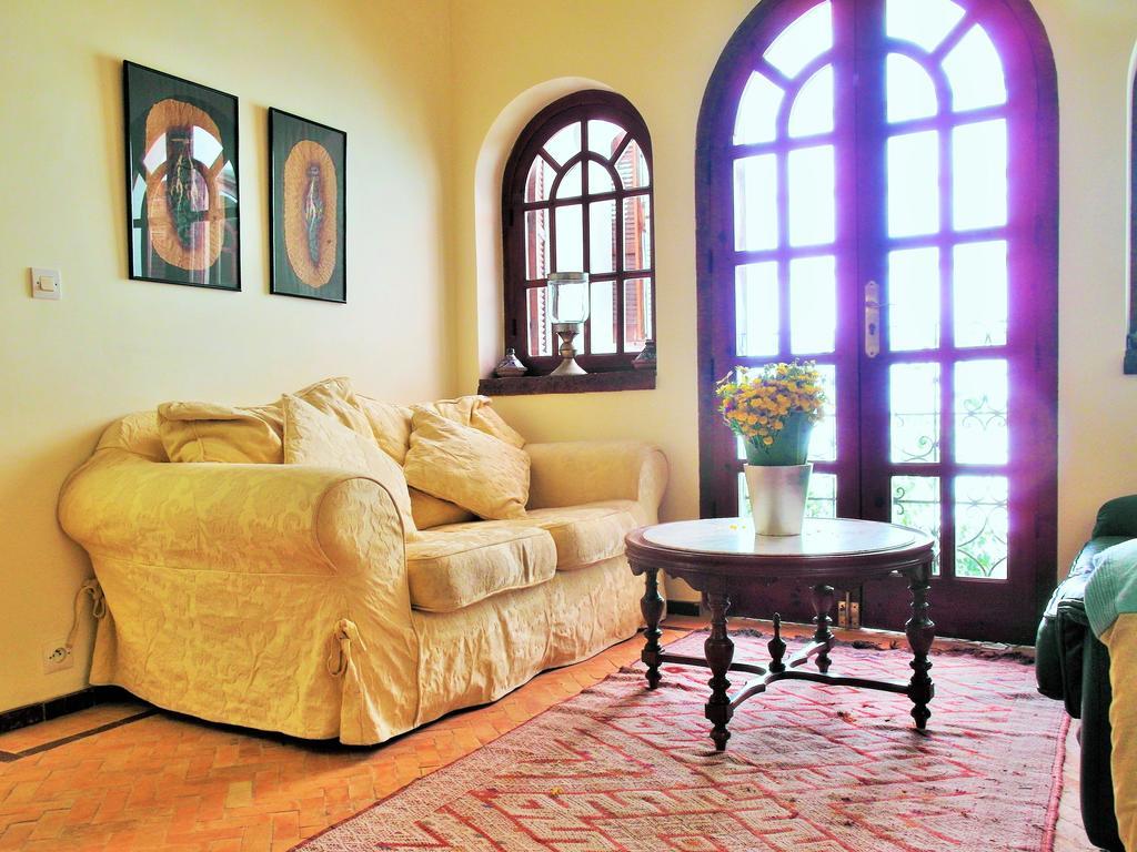 アシラー Christina'S House Bed & Breakfast エクステリア 写真