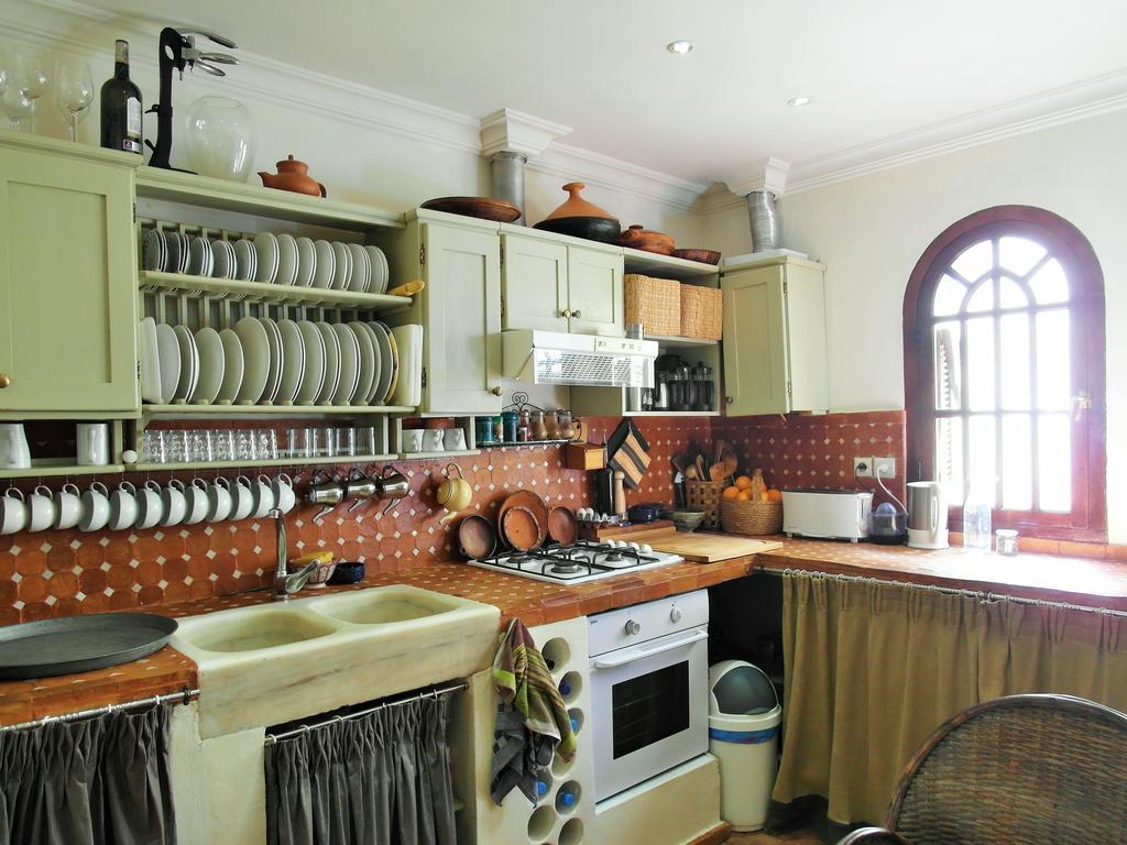 アシラー Christina'S House Bed & Breakfast エクステリア 写真