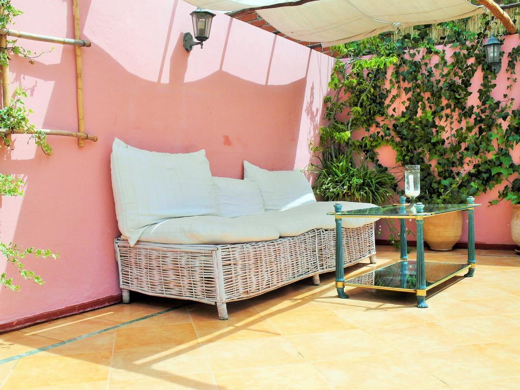 アシラー Christina'S House Bed & Breakfast エクステリア 写真