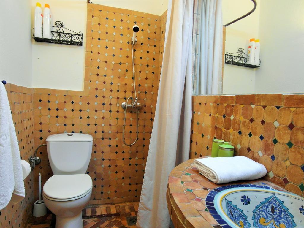アシラー Christina'S House Bed & Breakfast エクステリア 写真